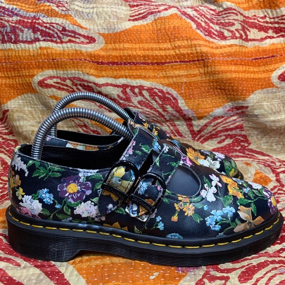 Dr Martens Wanderlust Mary Jane Floral Shoes - Picture 3 of 8